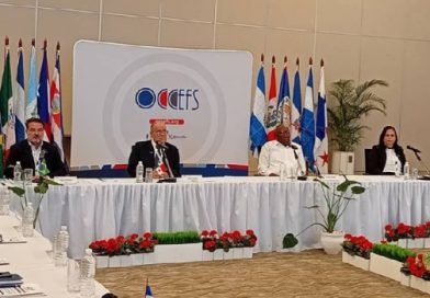 Reitera Valdés Mesa exigencia de Cuba por poner fin al bloqueo Reitera Valdés Mesa exigencia de Cuba por poner fin al bloqueo
