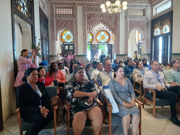 Yuri Quevedo Pupo, delegado de Turismo en Cienfuegos resaltó las potencialidades del territorio para nuevos negocios dentro del sector. / Foto: Yudith Madrazo Sosa / 5 de Septiembre 