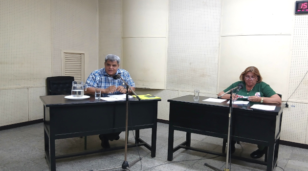 Como es habitual condujeron el programa Armando Carranza Valladares, primer secretario del Partido en Cienfuegos y Yolexis Rodríguez Armada, gobernadora provincial./ Foto: Yudith Madrazo Sosa / 5 de Septiembre